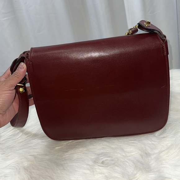 Cartier Elegant Burgundy Leather Shoulder Bag - Picture 4 of 12